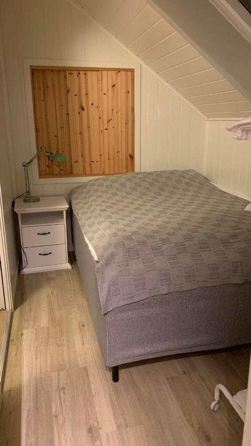 Bright And Cozy Apartment 1.5Km From City Centre Aurland Eksteriør billede